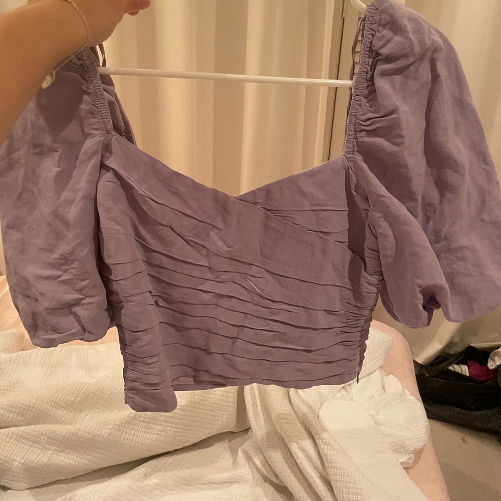 Adorable Zara top!